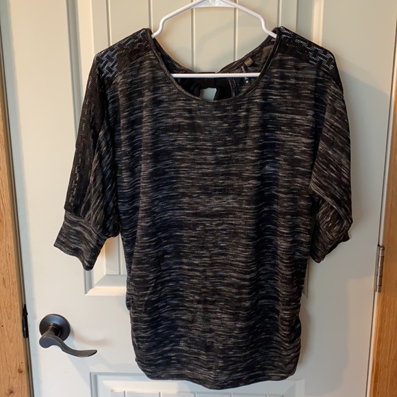 3 tops for one price - Picture 5 of 9